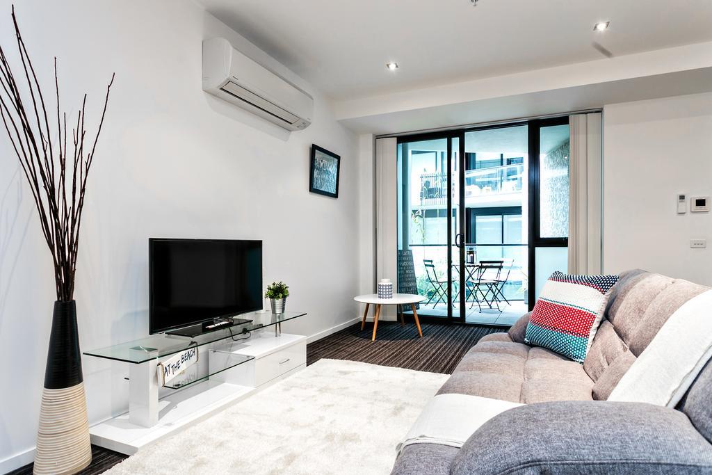 Complete Host Fitzroy St Apartments Melbourne Room photo