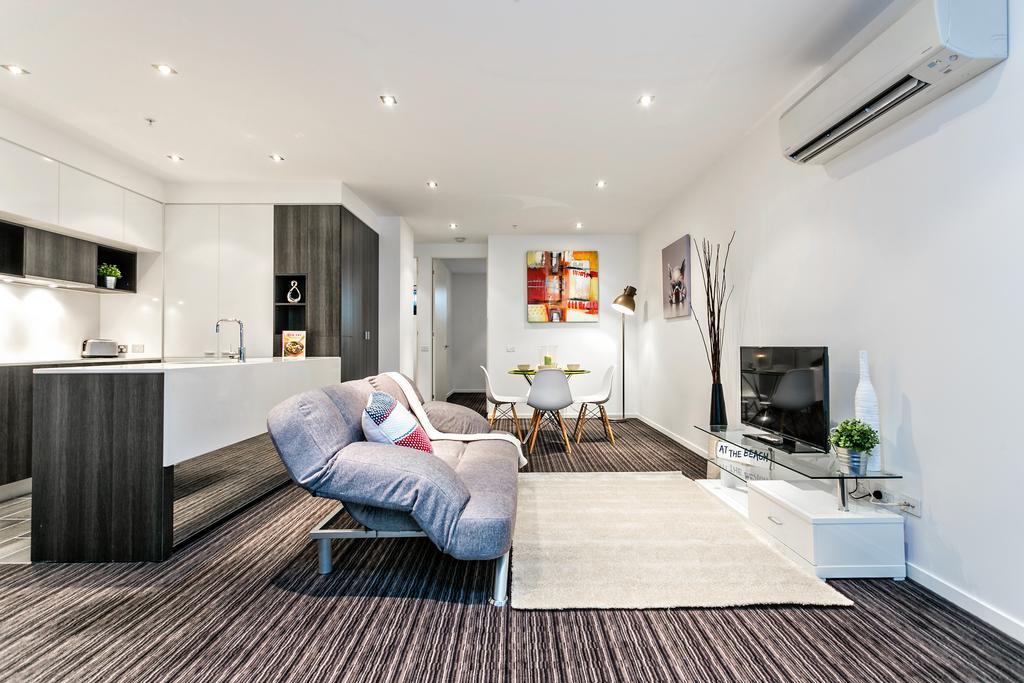 Complete Host Fitzroy St Apartments Melbourne Room photo